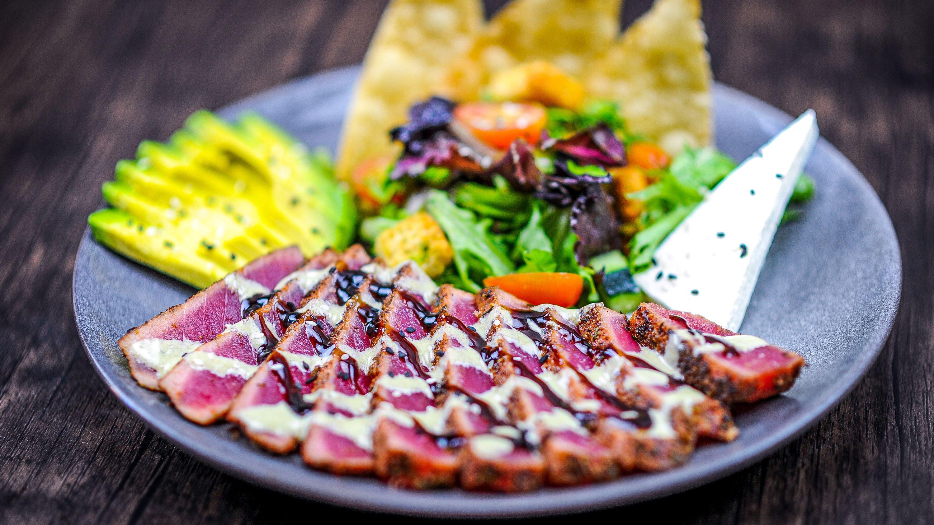 Seared Ahi Tuna Salad