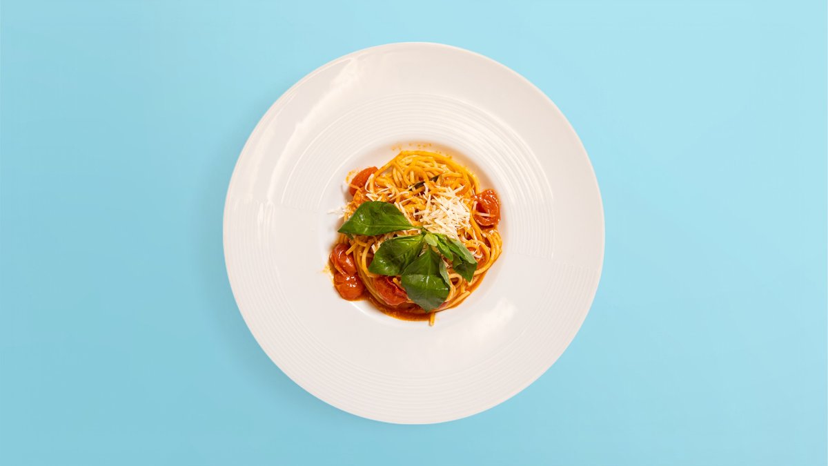 Spageti me Domate dhe Borzilok
