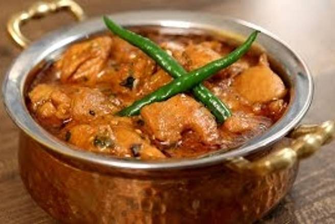 CHICKEN CURRY
