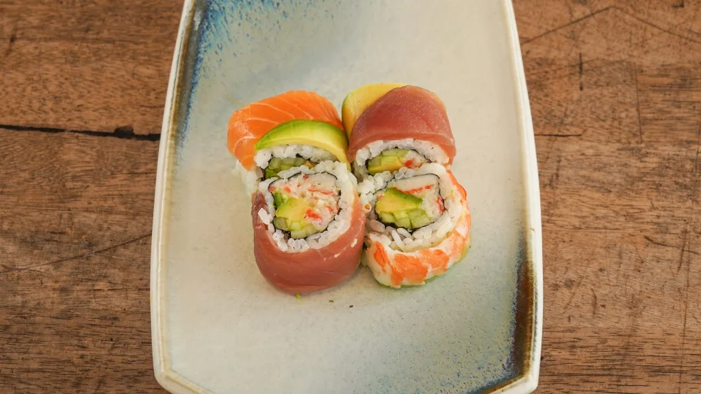 Uramaki Deluxe Rainbow