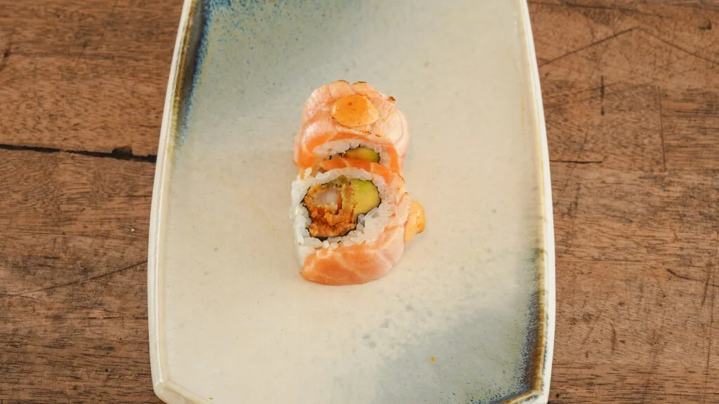 Uramaki Deluxe Sparkling Salmon