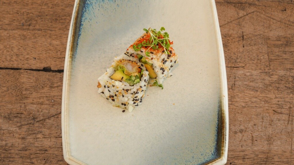 Uramaki tomat crispy ebi