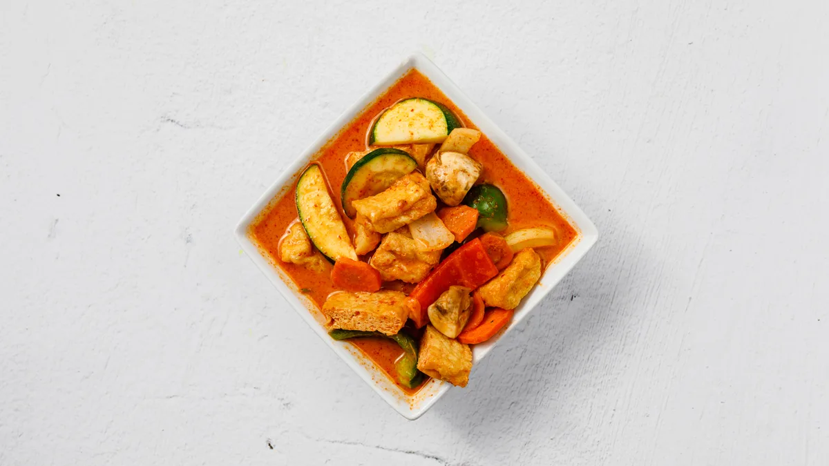 122. Grönsaker i Massamancurry and Cashewnötter