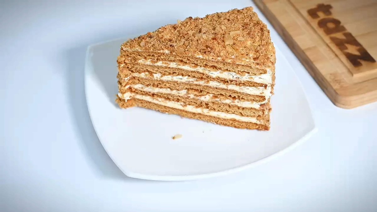 Felie Tort Medovik