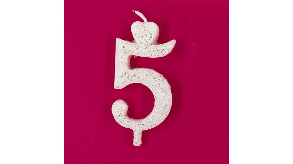 Lumanare cifra 5