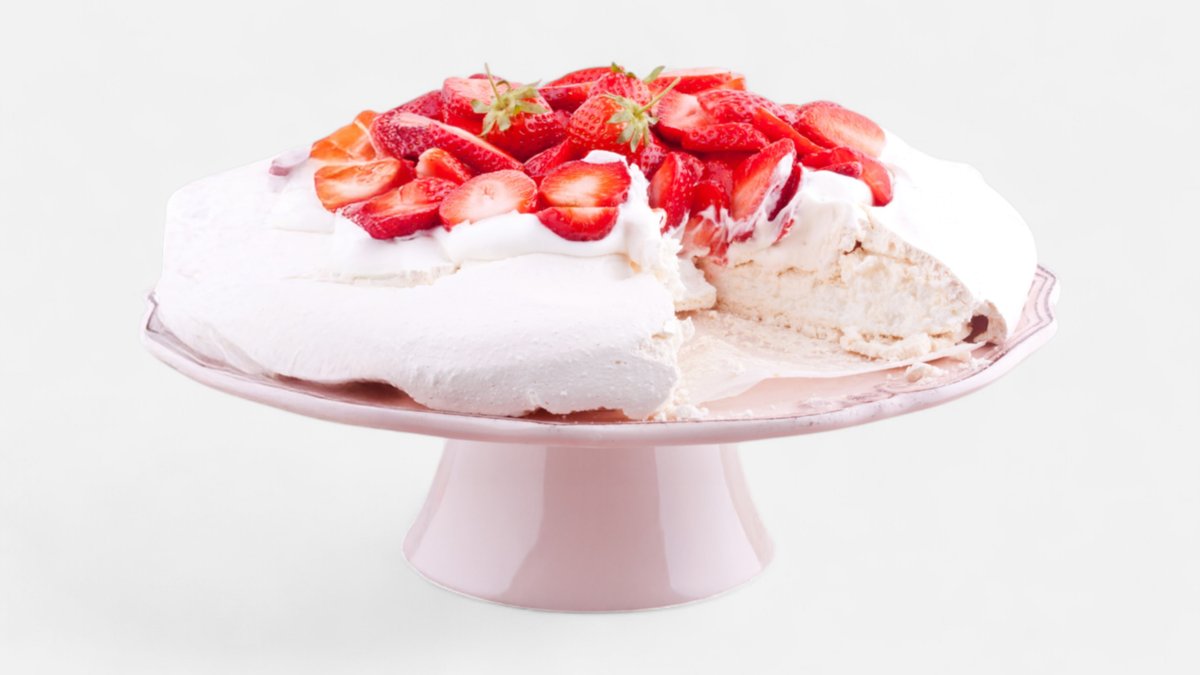 Tort Pavlova - cu mousse de ciocolata alba si fructe