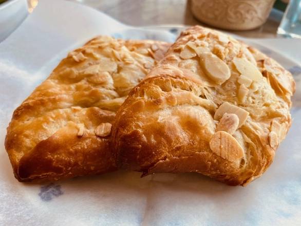 Almond croissant