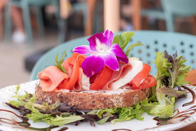 Salmon Toast