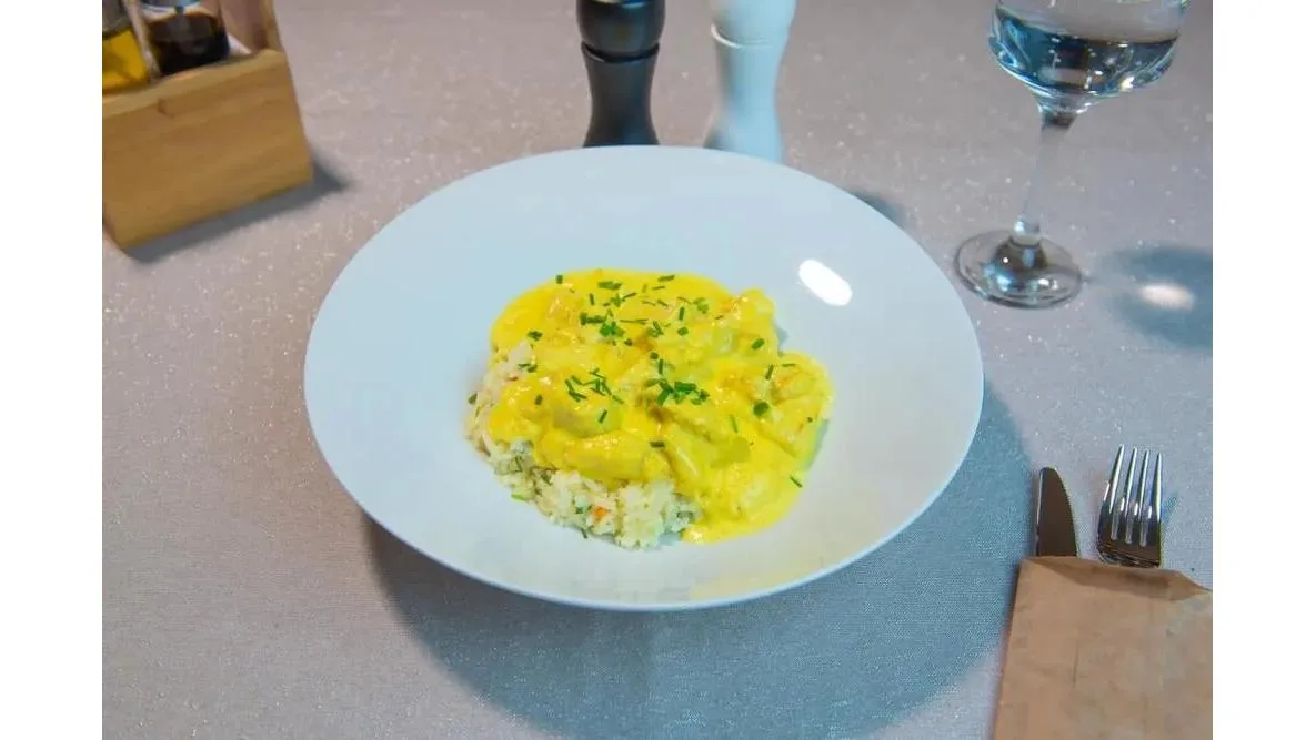 Curry chicken