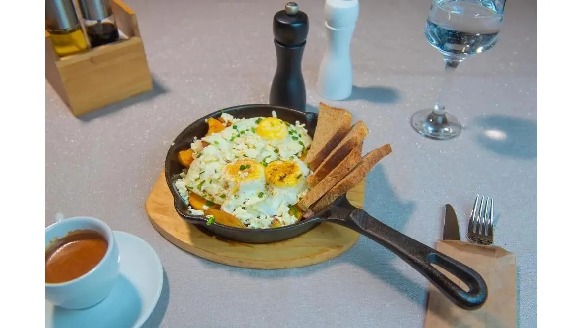 Din zori
