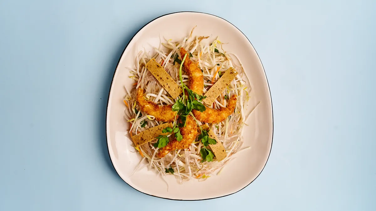 12. Nom Mien