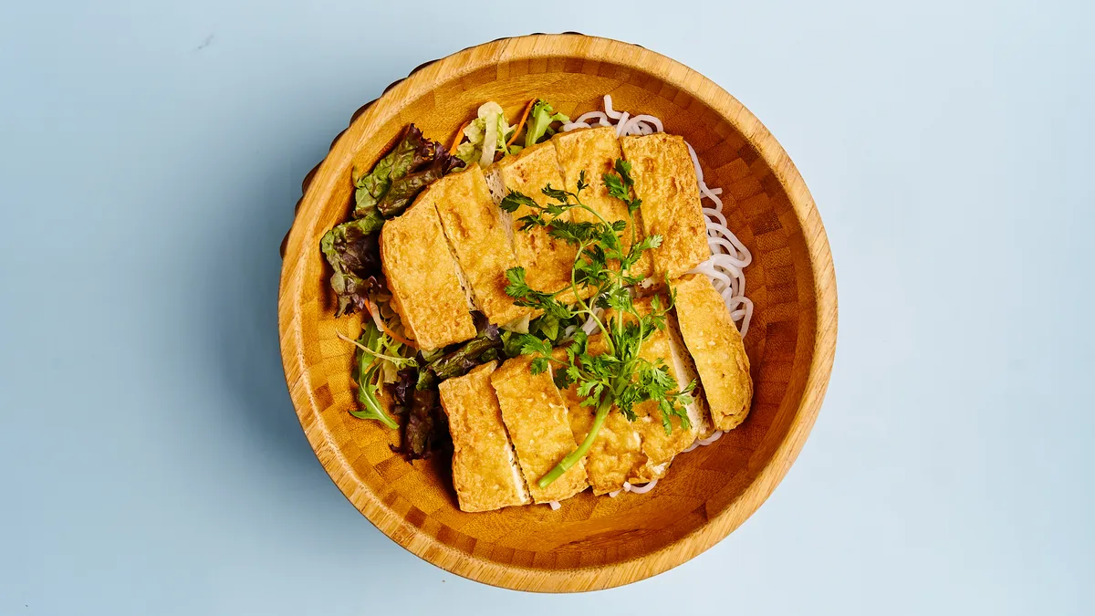 31. Bun Dau