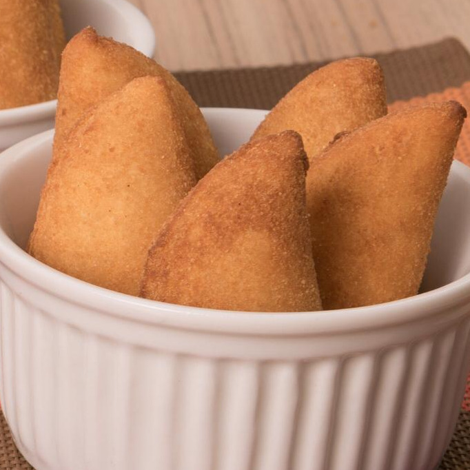 12 Mini Risoles de Carne