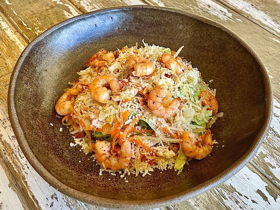 Salada Juliene (Peixe ou Camarão)