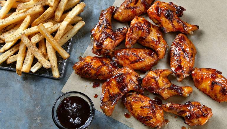 12 Grilled Wings