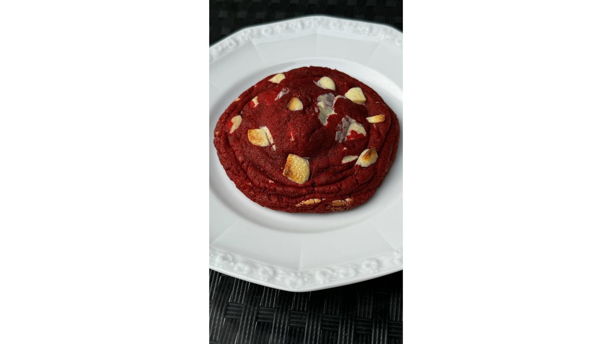 Red Velvet Cookie