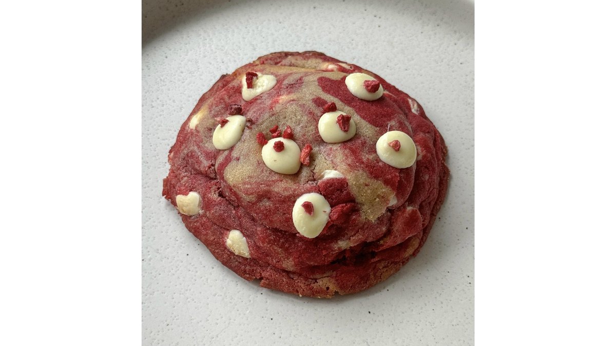 White Raspberry Cookie