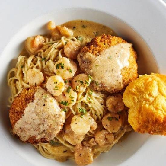 Blackened Crabcake and Shrimp Alfredo