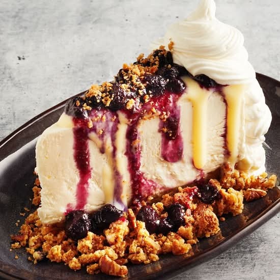 Blueberry Crumble Cheesecake
