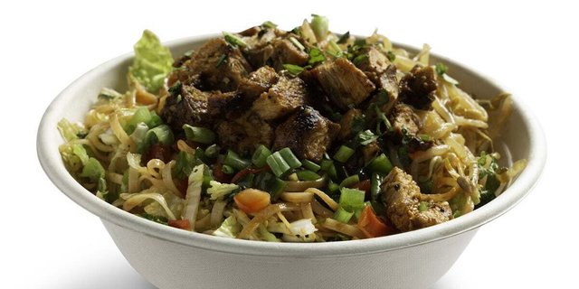 Spicy Thai Chicken and Noodles Bowl