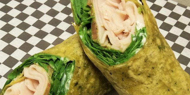 Signature Salad Wraps