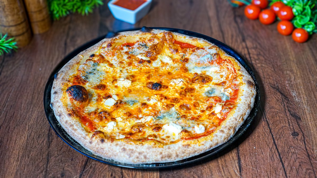 Pizza Quattro Formaggi