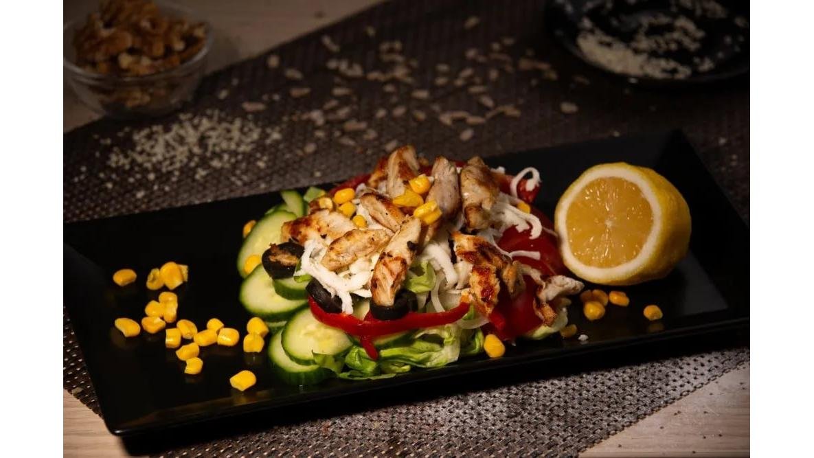 Salata cu pui
