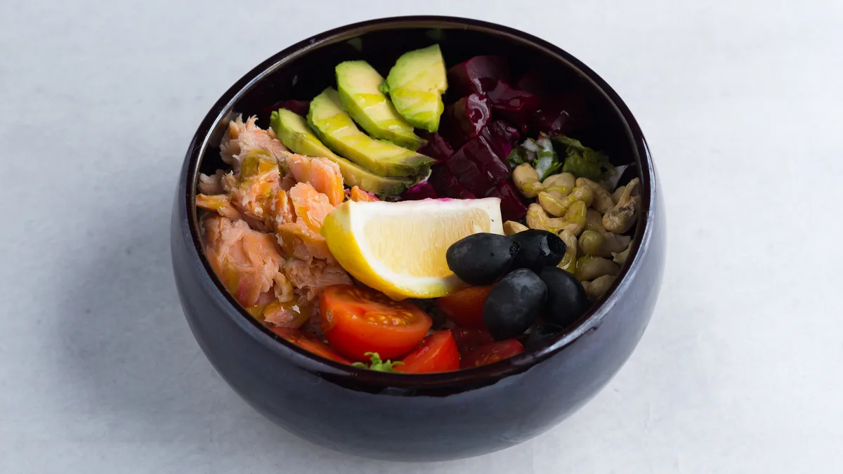 Losos salata