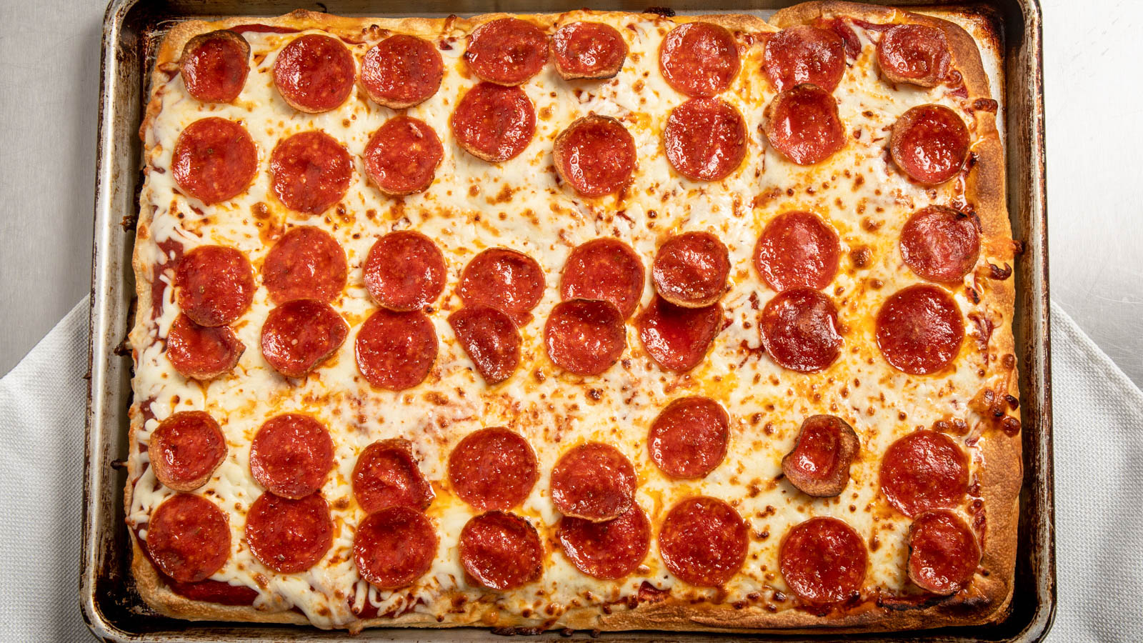 Party Tray - Deep Dish