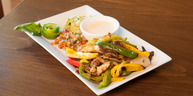 Fajita Bar w/ Chicken