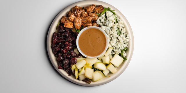 Pear-Fection Salad