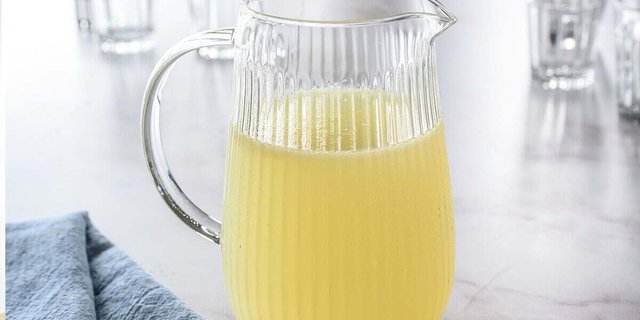 Half-Gallon Lemonade