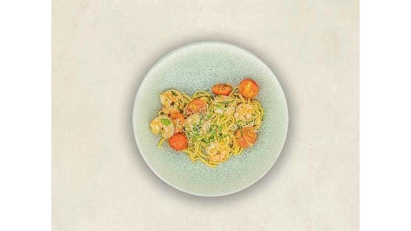 Linguini făcute în casă cu creveți