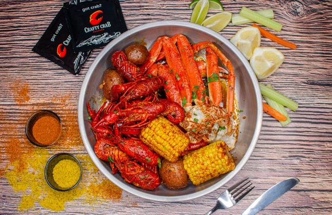 1/2 Lb Snow Crab and Crawfish