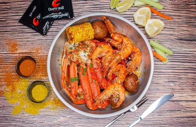 1/2 Lb Snow Crab and Whole Shrimp