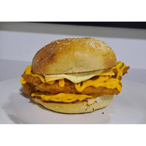 2X1 Cheeseburguer Pollo Crispy+ Te Frio