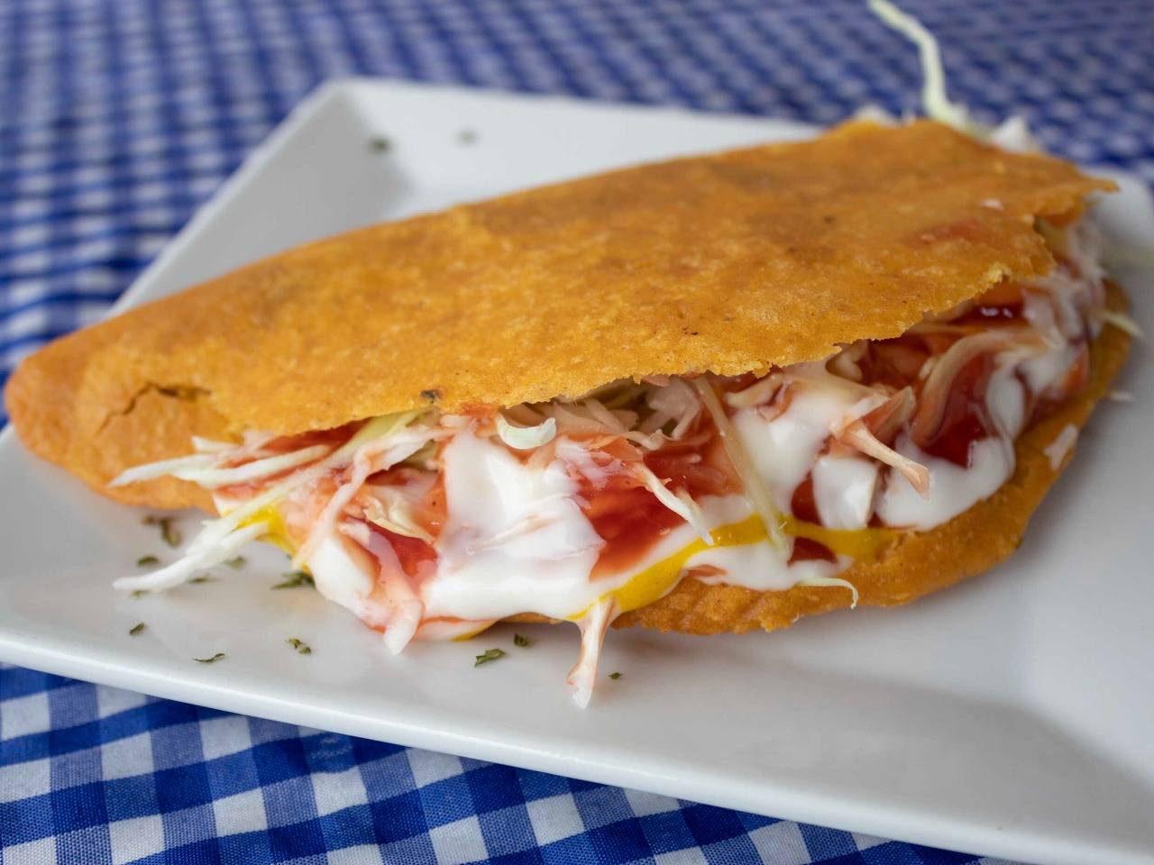 2X1 Empanada Pollo+ Te Frio