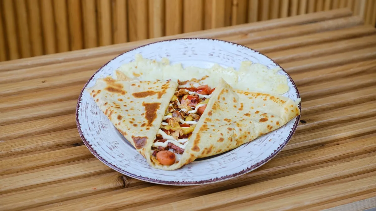 Cheese, Halloumi, Lountza, Bacon, Traditional Sausage, Tomato, Mayonnaise