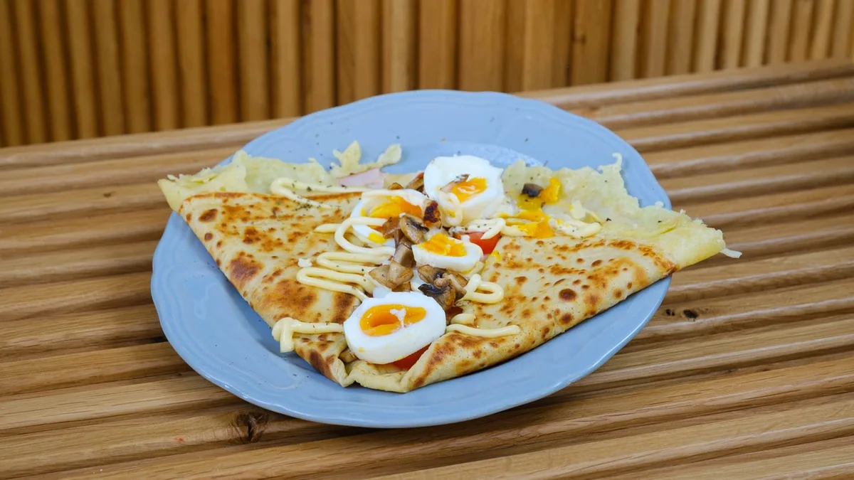 Cheese, Turkey, Boiled Egg, Sautéed Mushrooms, Tomatoes, Truffle Mayonnaise