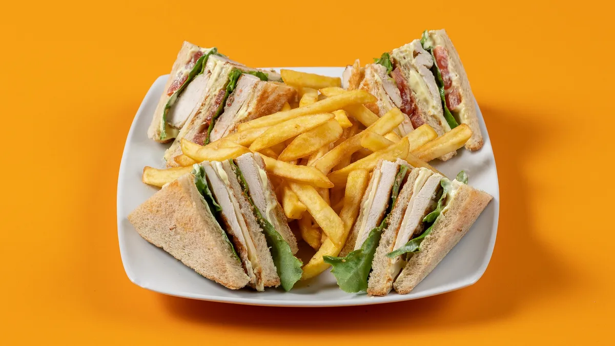 Club Sandwich Κοτόπουλο