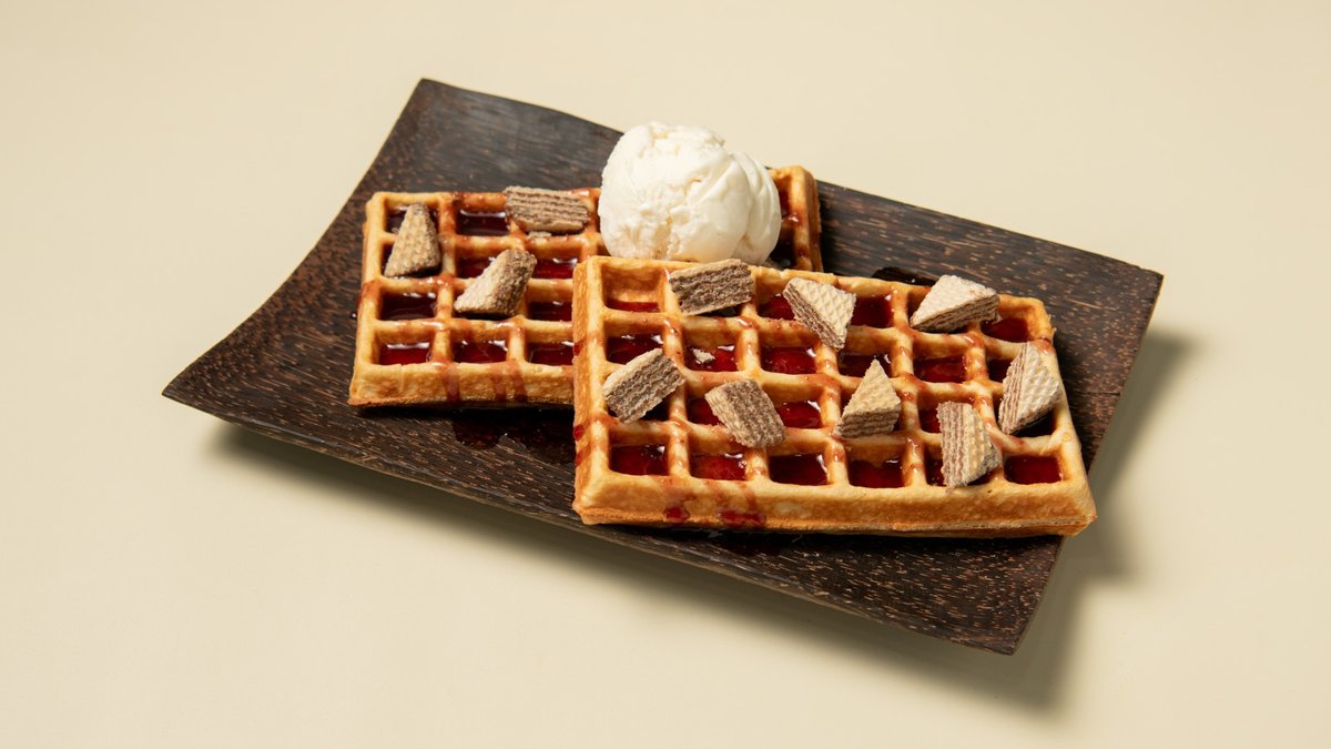 Strawberry Syrup Waffle