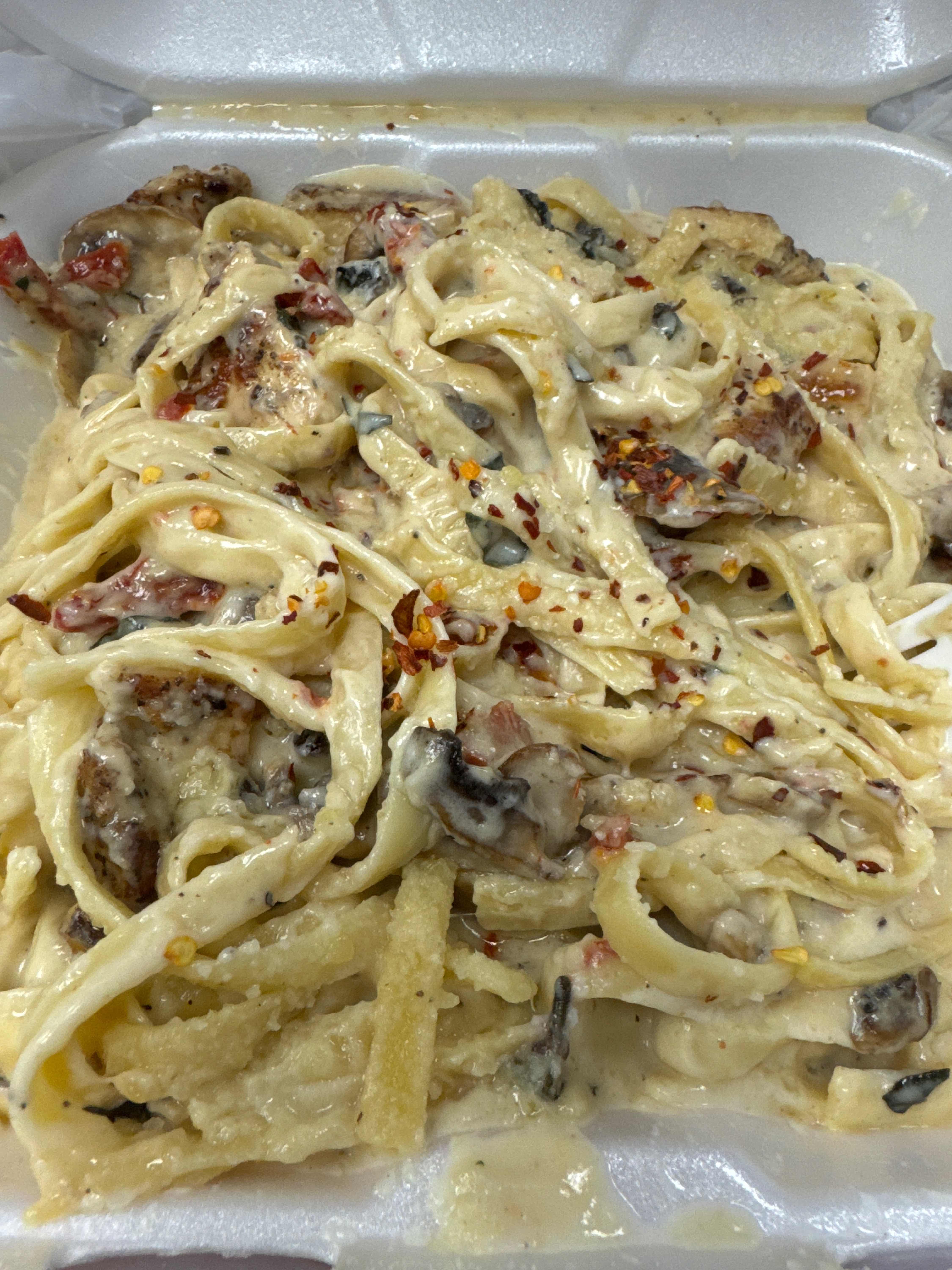 Fettuccine Alfredo