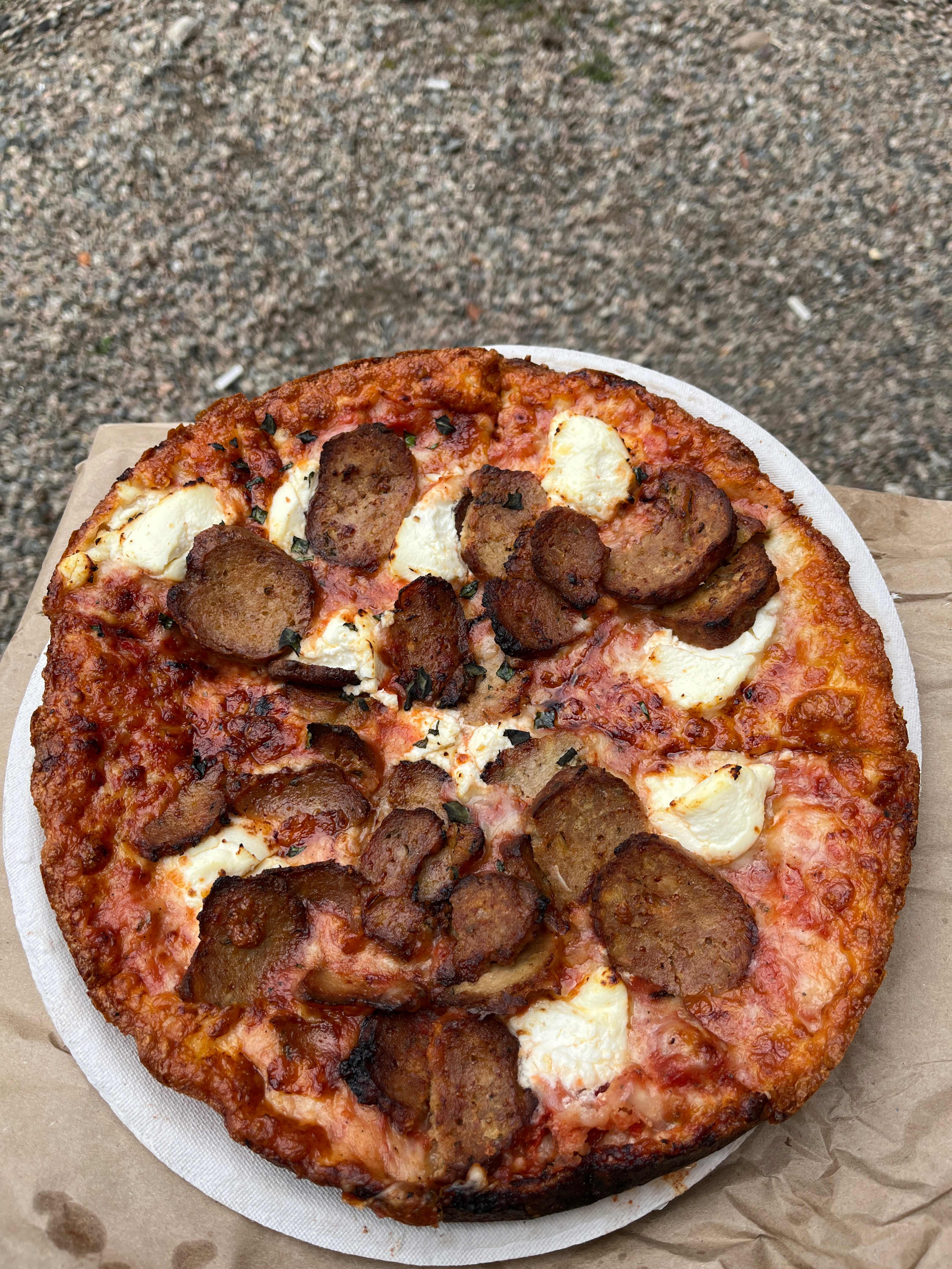Meatball and Ricotta Pizza