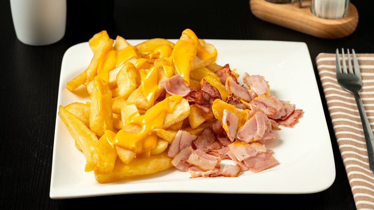 Cheesy bacon loaded fries