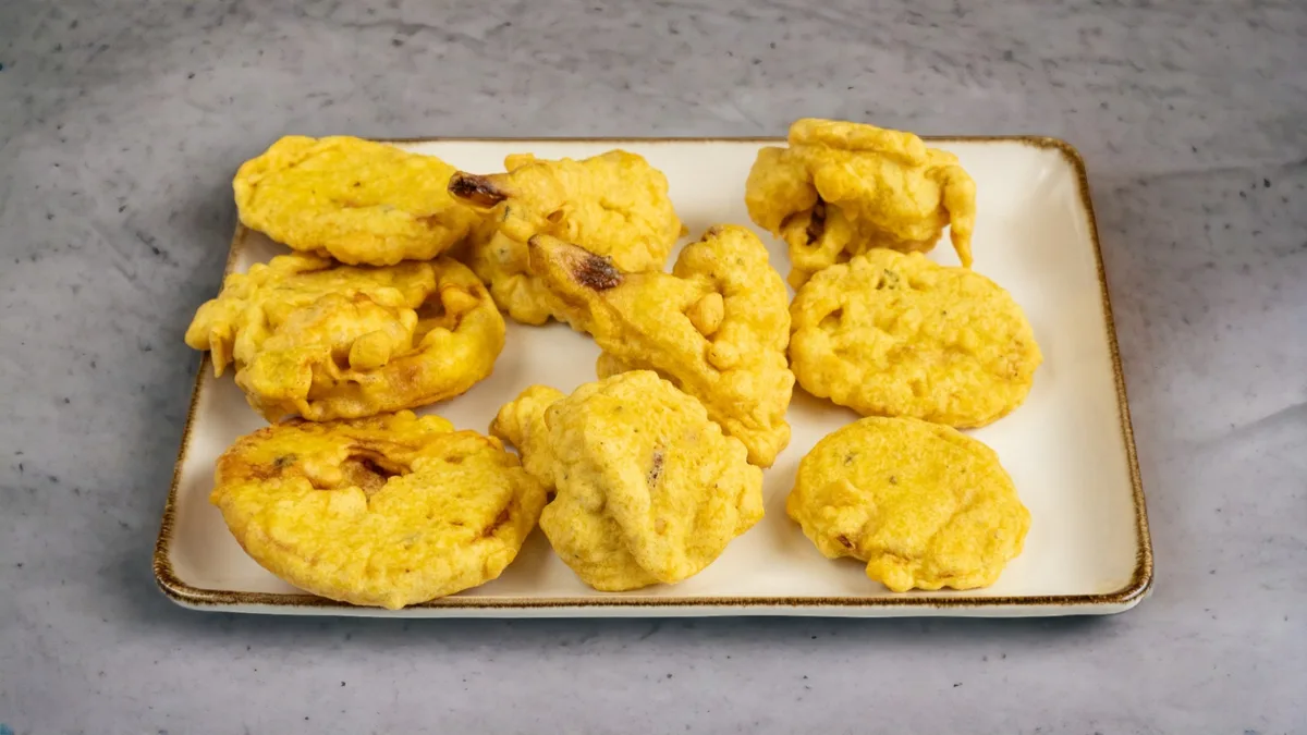011. Mix Vegetable Pakora (GF)