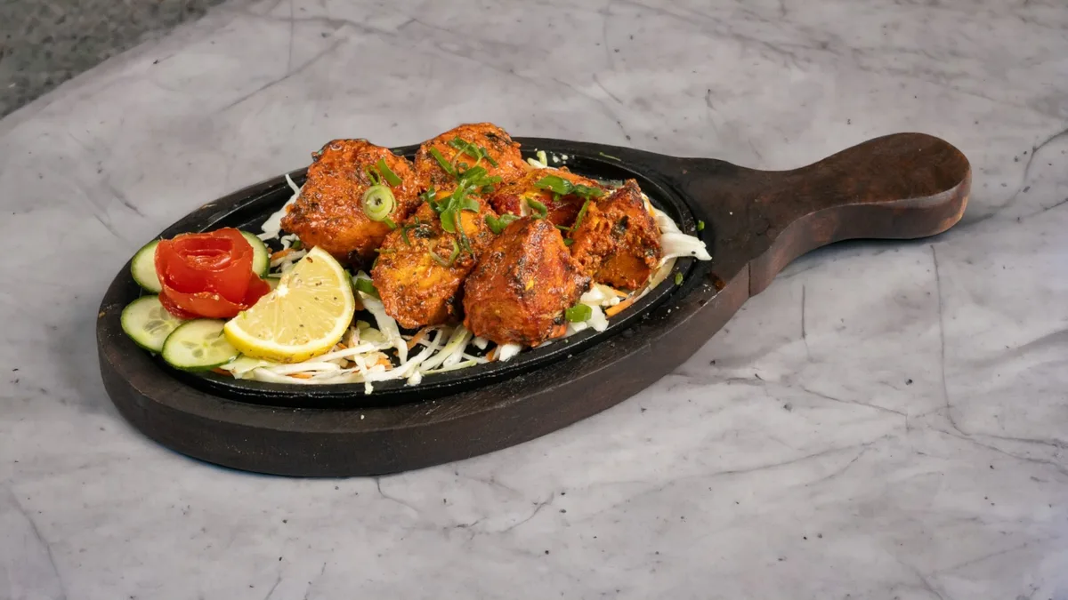 084. Amritsari Fish Tikka Masala (GF)