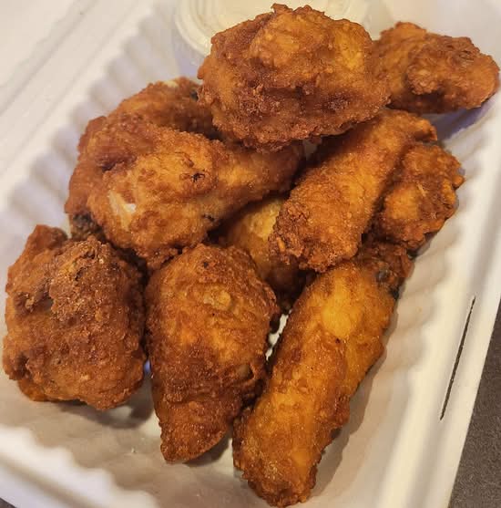 Chicken Wings (8)