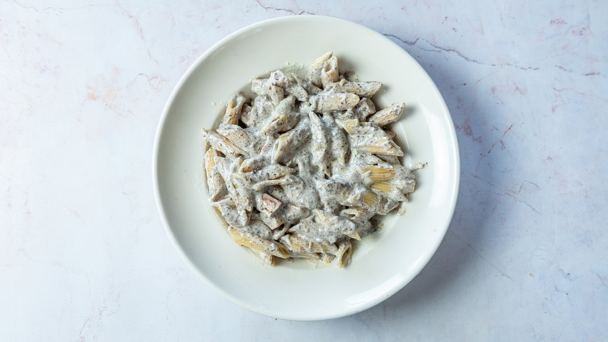Penne me Pulë and Tartuf