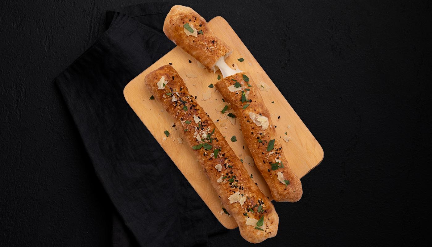 Peri Chicken Loaded Garlic Bread