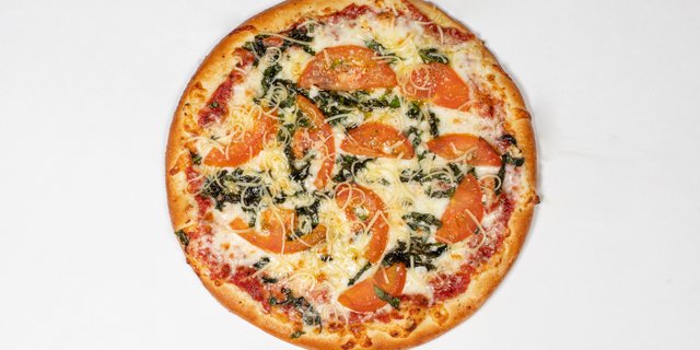 Margherita Cauliflower Crust Pizza